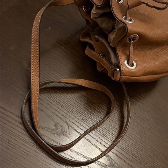 Michael Kors Tan Leather Bucket Bag - Picture 8 of 8
